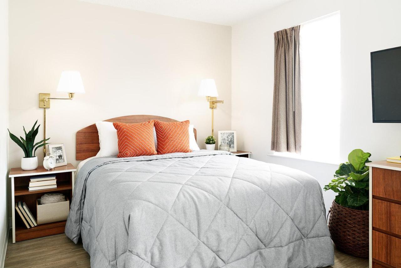 Intown Suites Extended Stay Dallas Tx - Park Central ภายนอก รูปภาพ