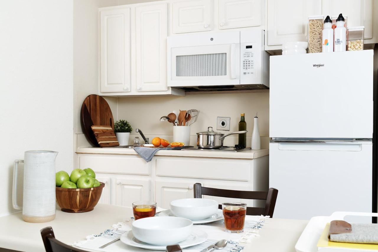 Intown Suites Extended Stay Dallas Tx - Park Central ภายนอก รูปภาพ